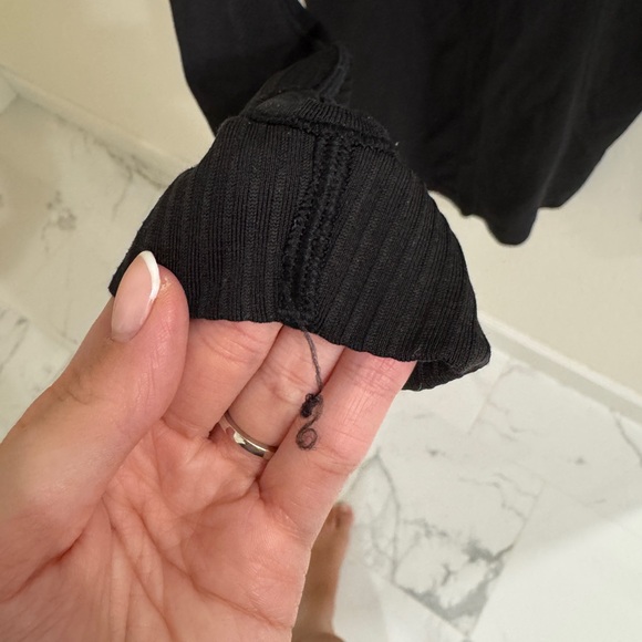 Lululemon Swiftly Tech Long Sleeves - Picture 4 of 4